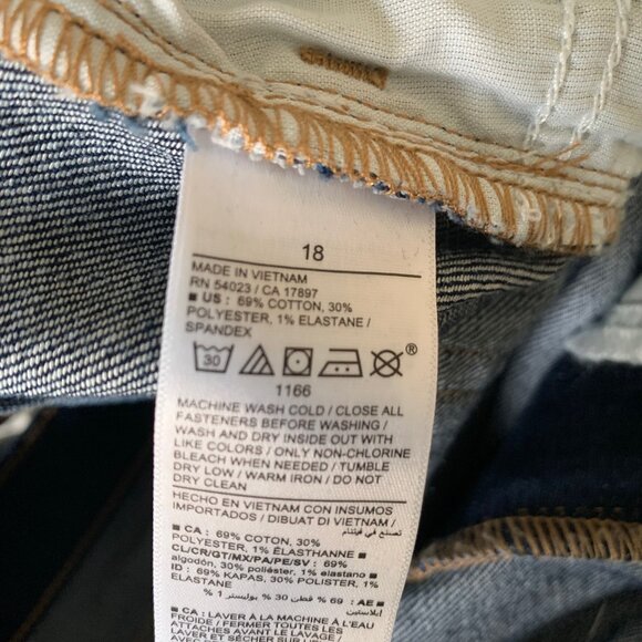 NWT Old Navy WOW Wide Leg Jeans, Size 18 - Picture 4 of 6